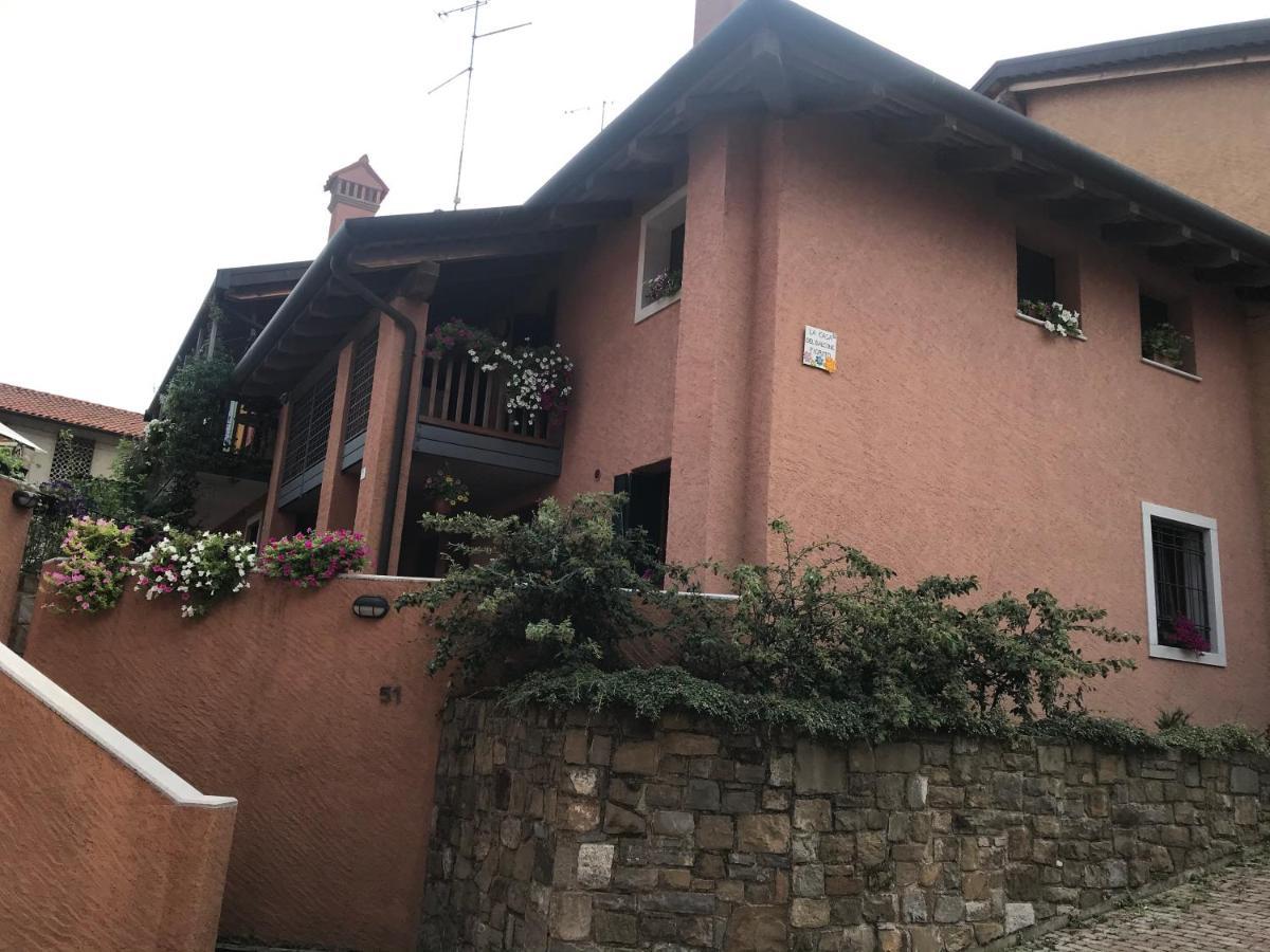 콜몬스 Casa Del Balcone Fiorito 아파트 외부 사진